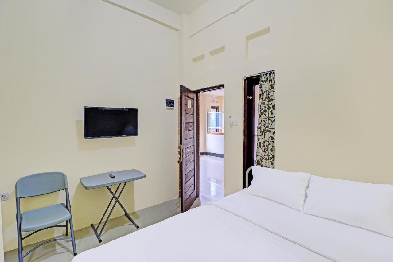 Oyo 91864 Holistic Stay Jimbaran Exteriér fotografie