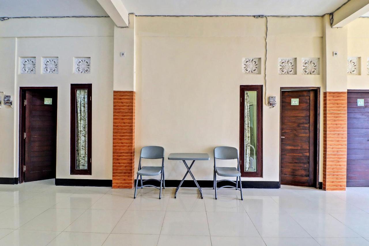 Oyo 91864 Holistic Stay Jimbaran Exteriér fotografie
