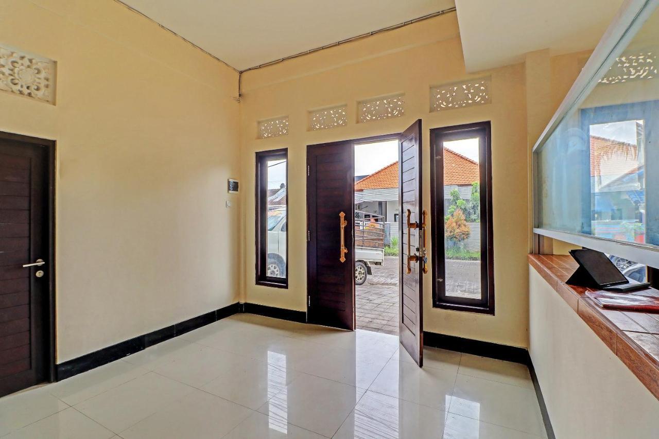 Oyo 91864 Holistic Stay Jimbaran Exteriér fotografie