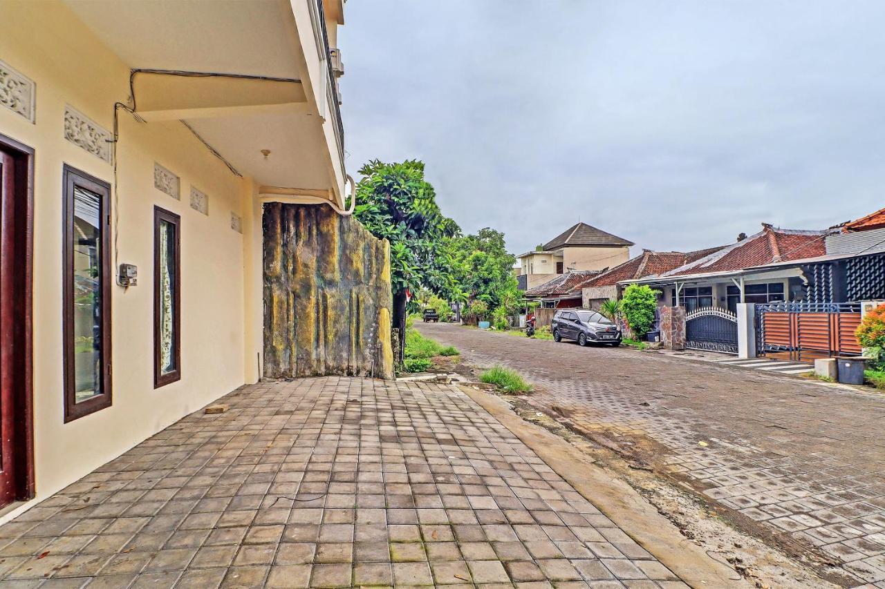 Oyo 91864 Holistic Stay Jimbaran Exteriér fotografie