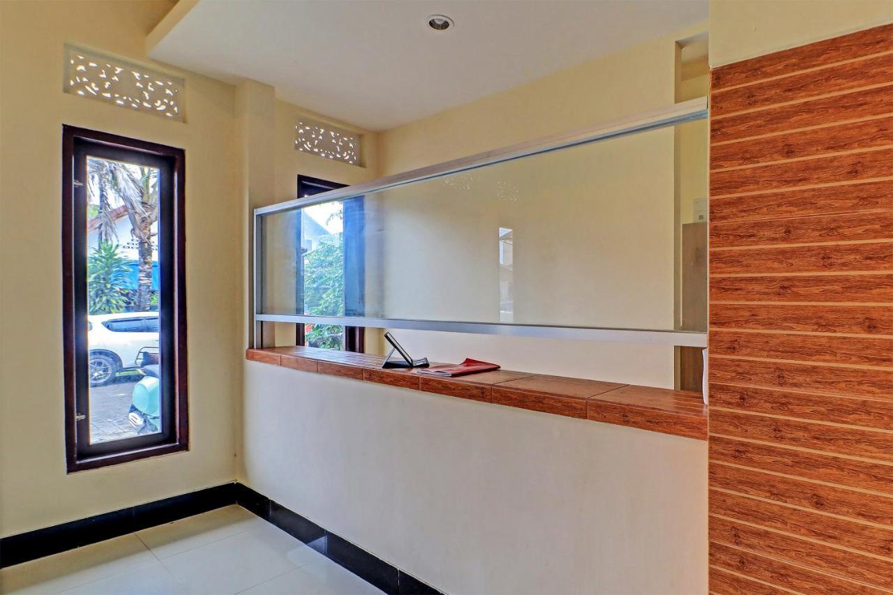 Oyo 91864 Holistic Stay Jimbaran Exteriér fotografie