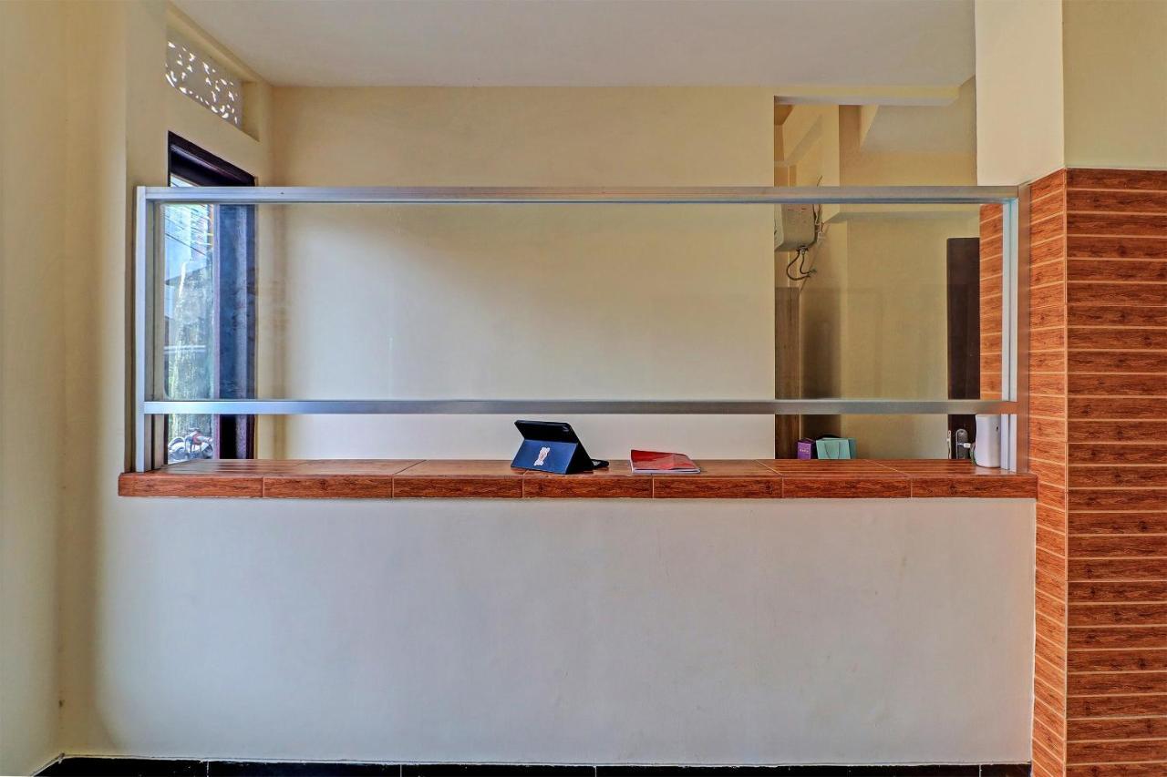 Oyo 91864 Holistic Stay Jimbaran Exteriér fotografie
