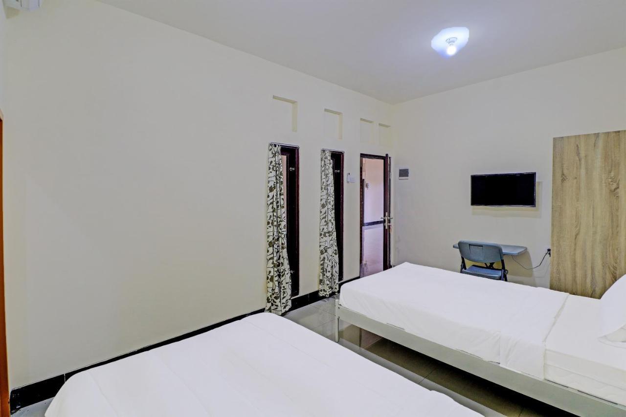 Oyo 91864 Holistic Stay Jimbaran Exteriér fotografie